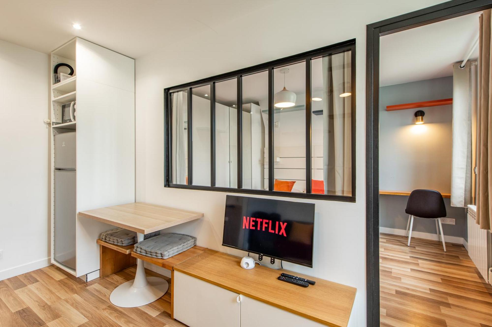 Cozy 1-bedroom With Amenities Near Iconic Montmartre Neighbourhood Appartement *