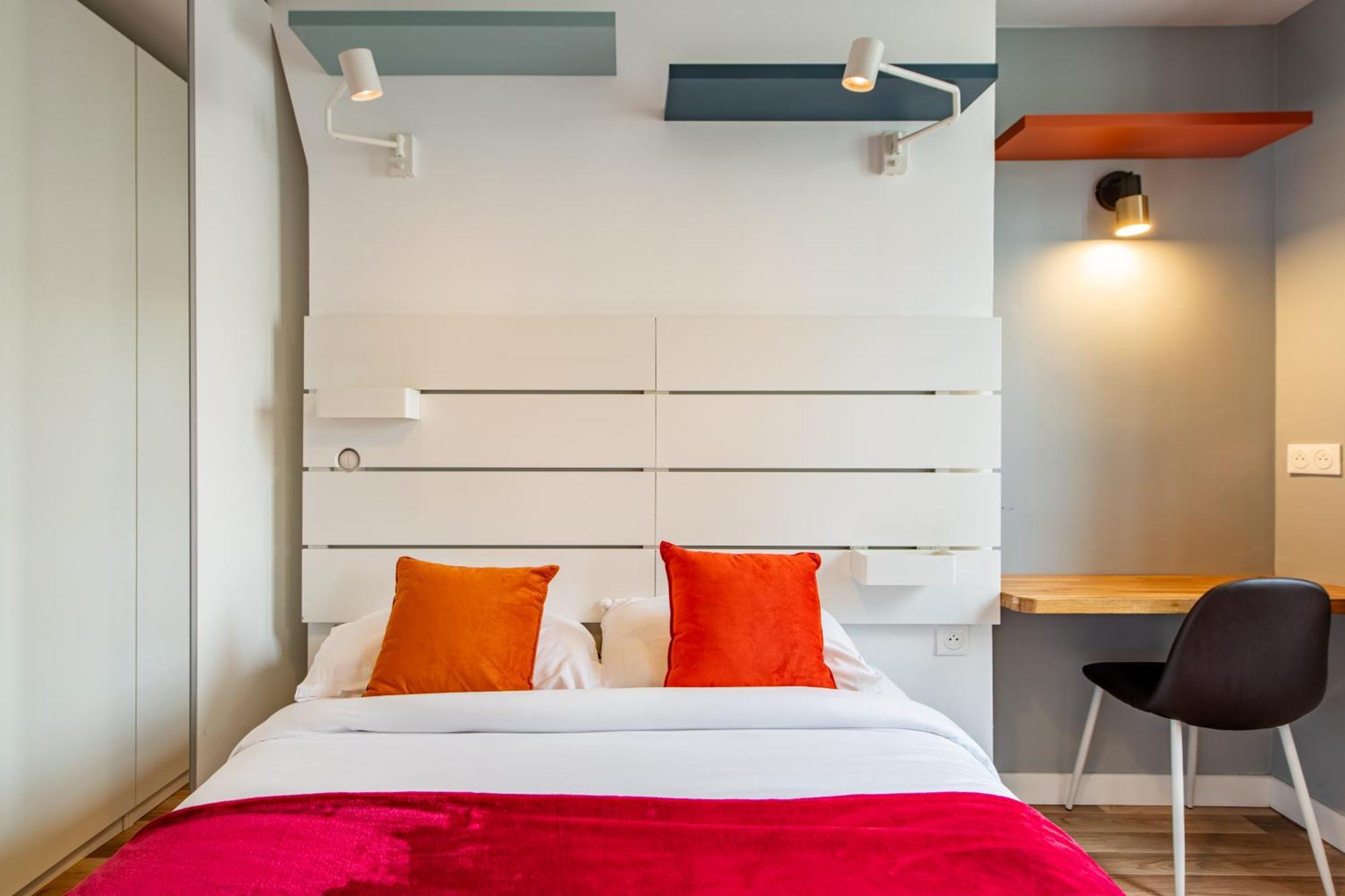 Cozy 1-bedroom With Amenities Near Iconic Montmartre Neighbourhood Appartement *