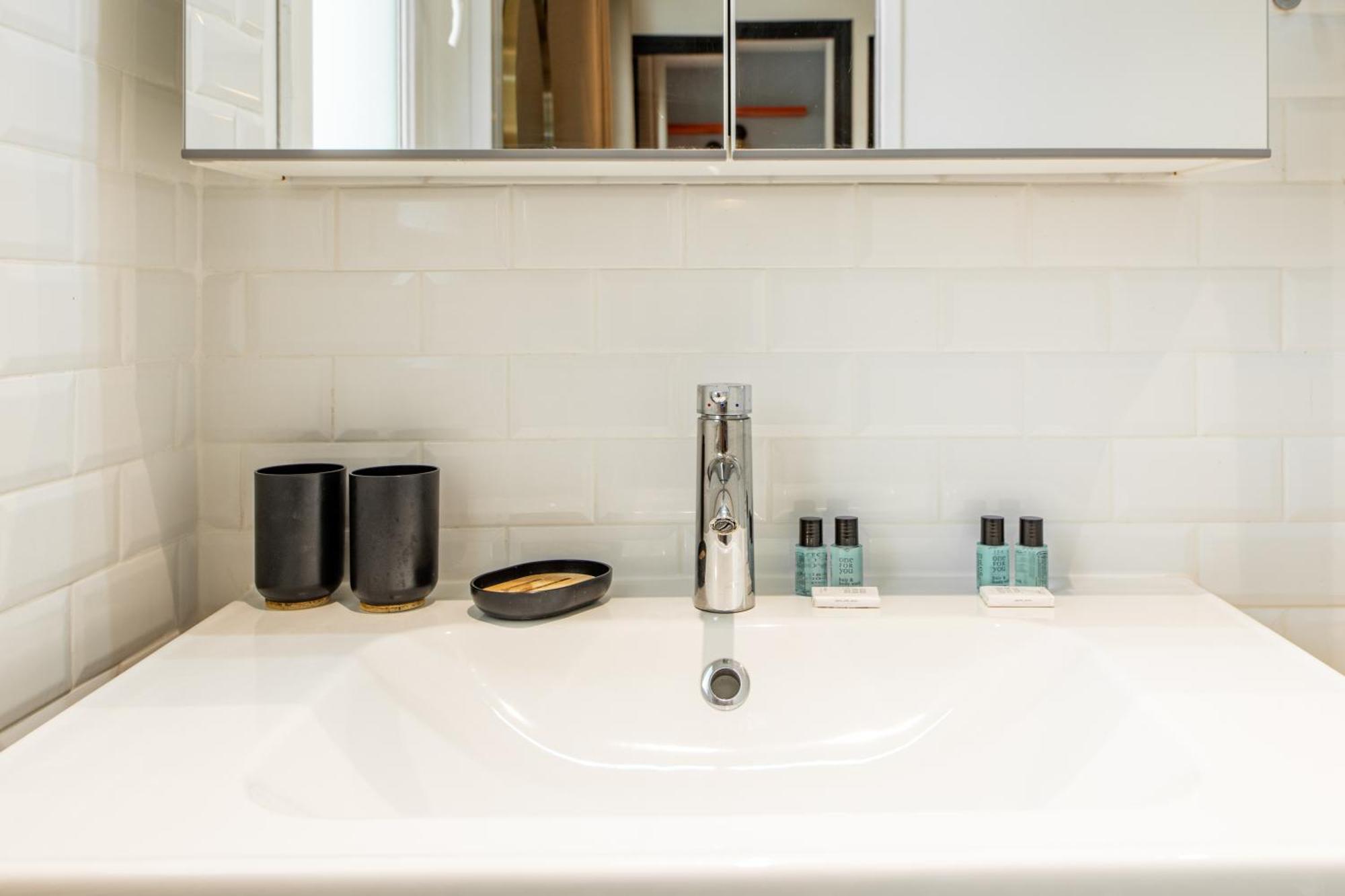 Appartement Cozy 1-bedroom With Amenities Near Iconic Montmartre Neighbourhood