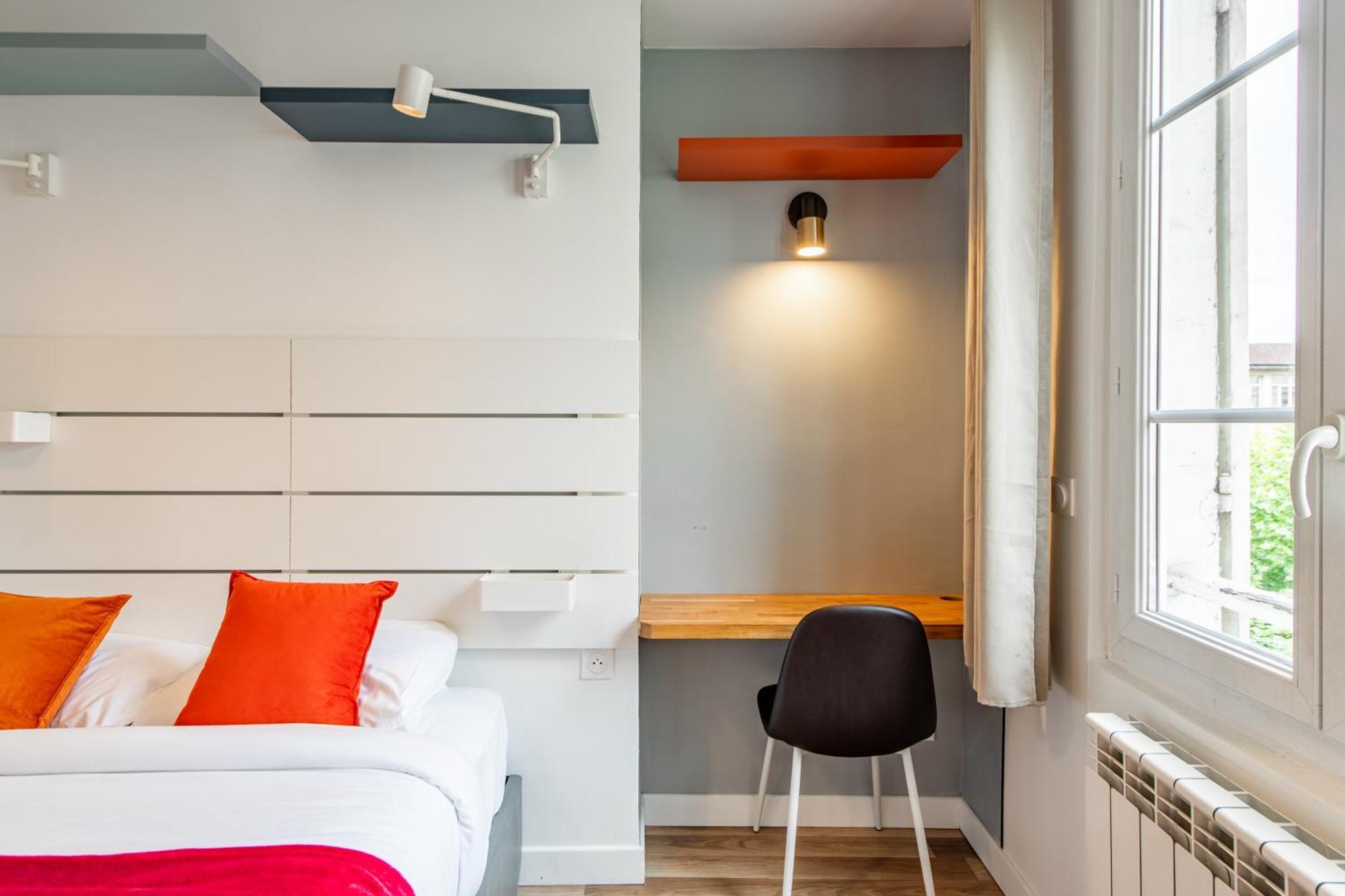 Cozy 1-bedroom With Amenities Near Iconic Montmartre Neighbourhood Appartement Paris